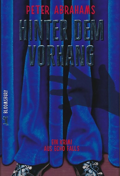 Hinter dem Vorhang-16016